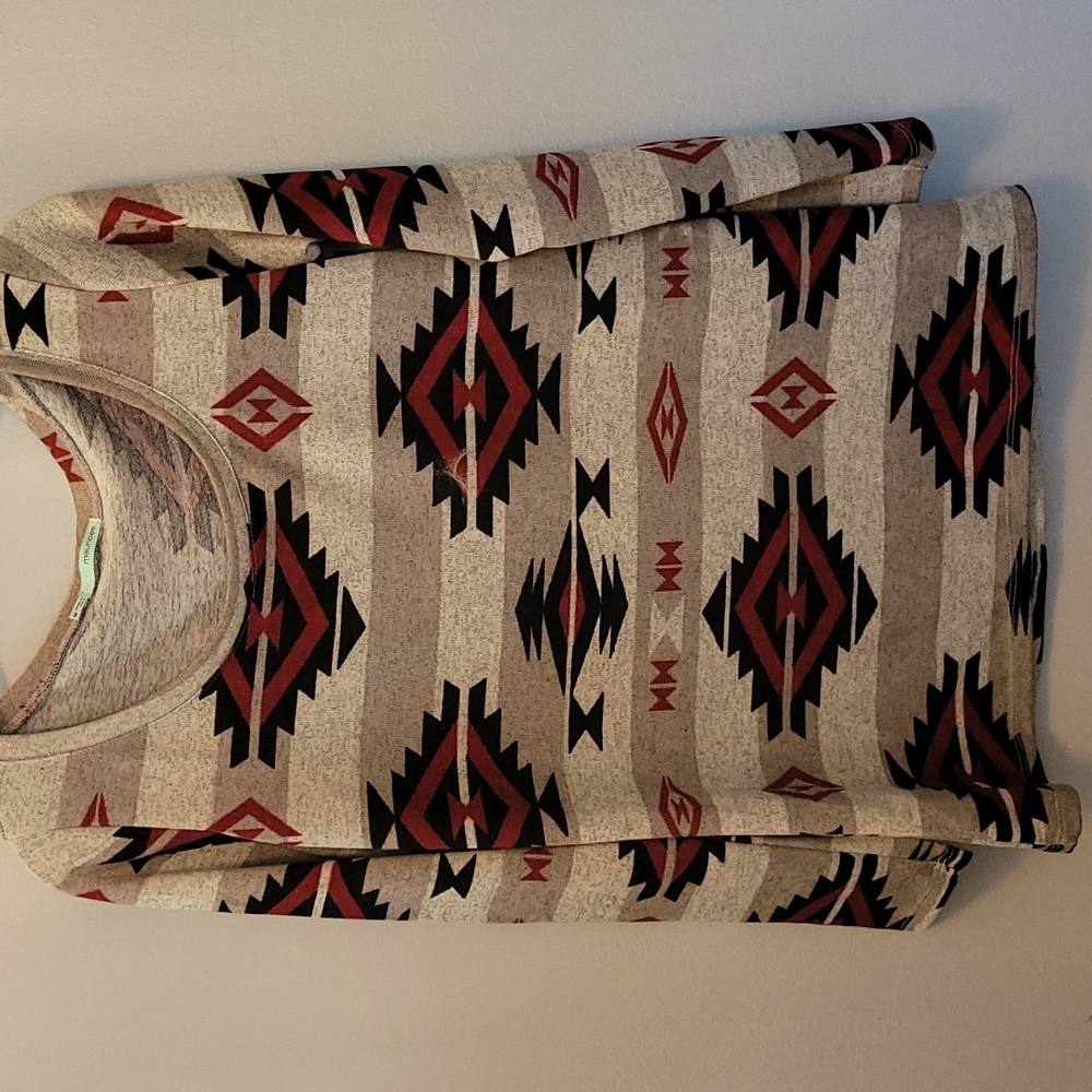 Maurices Aztec Print Long Sleeve | Size Medium
